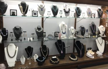 Emporium Antiques Center