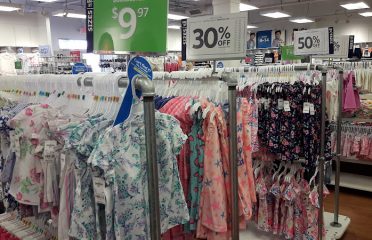 OshKosh B’Gosh – Curbside available