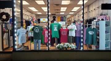 Custom Printing In The Berkshires, Embroidery In The Berkshires, T Shirts, Printed T-Shirts, Printed Berkshire Gifts, Clothing Stores In The Berkshires, Gifts Pittsfield MA