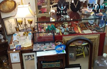 Christopher James Antiques and Collectables