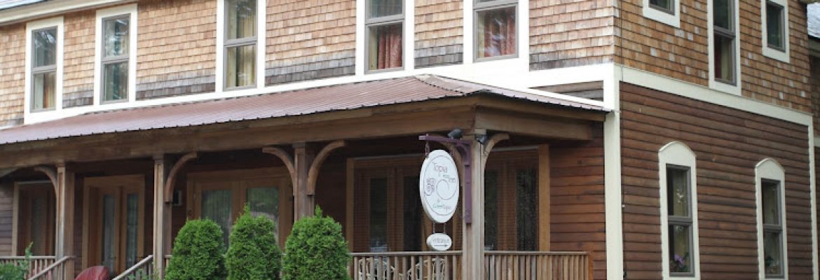 Topia Inn