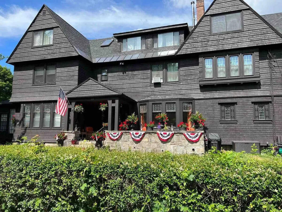 Berkshire Vacation Rentals, Vacation Home Rentals In The Berkshires, Pittsfield Vacation Rentals, Central Berkshires Vacation Rentals